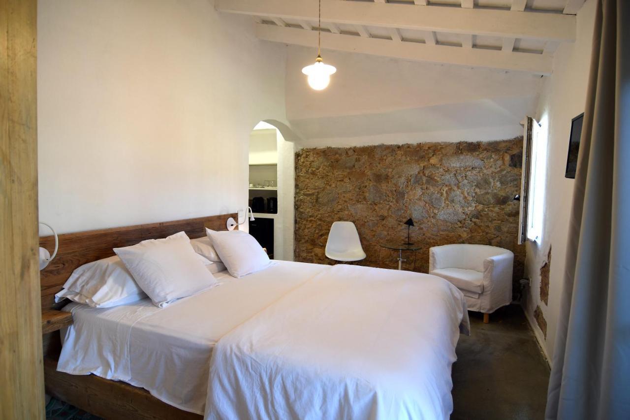 Bed and Breakfast Le Rondini Montras Экстерьер фото