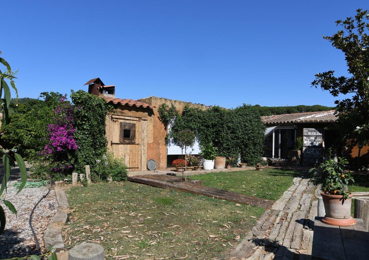 Bed and Breakfast Le Rondini Montras Экстерьер фото
