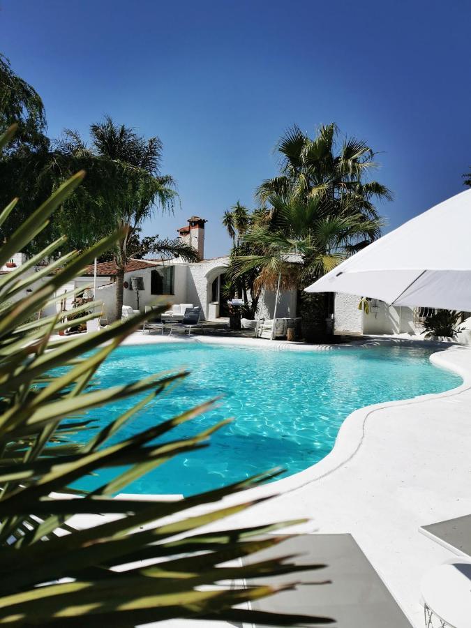 Bed and Breakfast Le Rondini Montras Экстерьер фото
